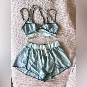 Size L for Love & Lemons Bra & Shorts Set